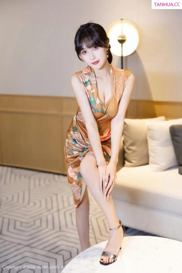 林星阑  [XiuRen]高清写真图 2024.02.07 No.8084 林星阑 性感美腿第17张图片